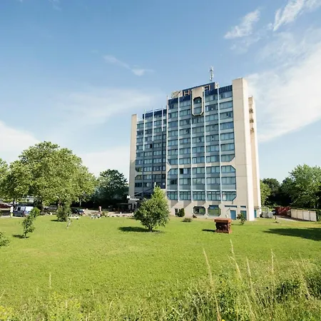 Hotel Carathotel Basel/weil Am Rhein 4*