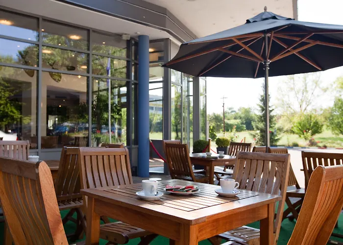 Hotel Carathotel Basel/weil Am Rhein 4*